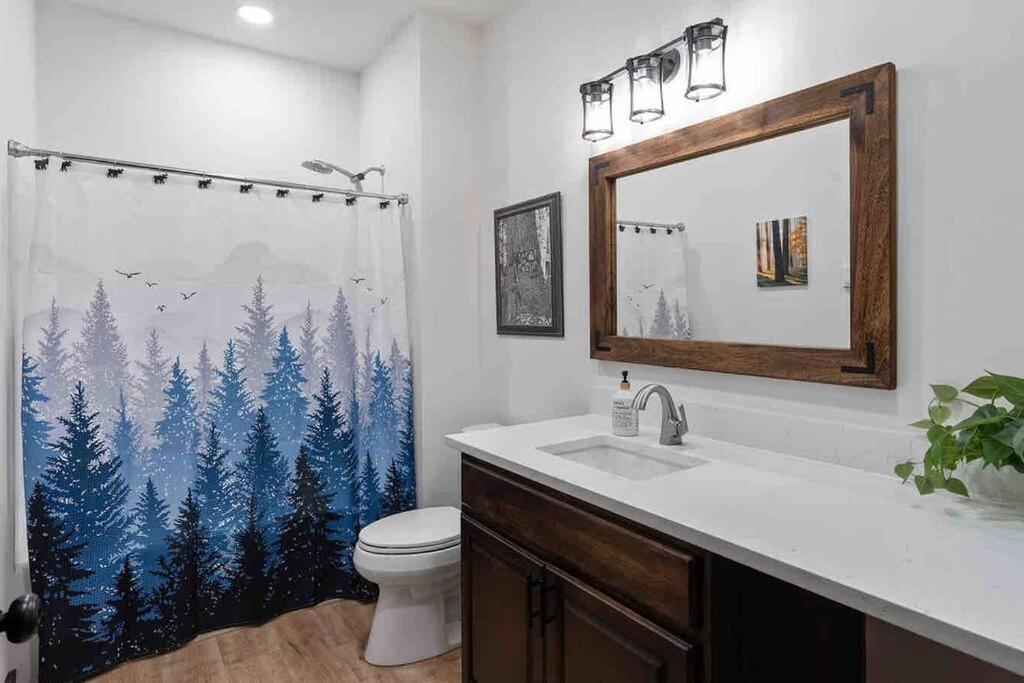Luxe Mt. Rainier Lodge W/ Hot Tub-Ac-Game Room Ashford Exteriör bild